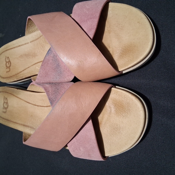 UGG Pink and Tan Sandals with Chic X-Strap - Picture 3 of 8